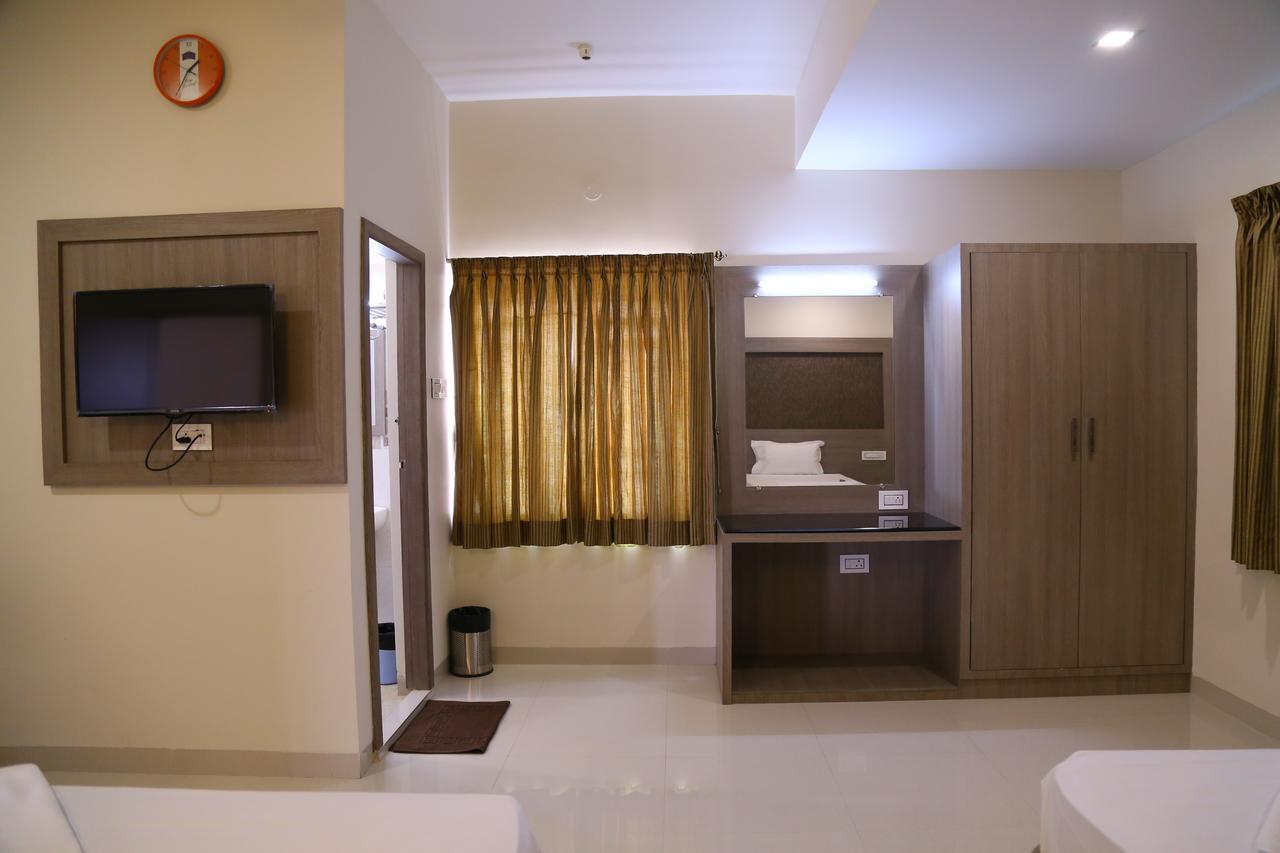 Hotel Gokulgrande Erode Εξωτερικό φωτογραφία