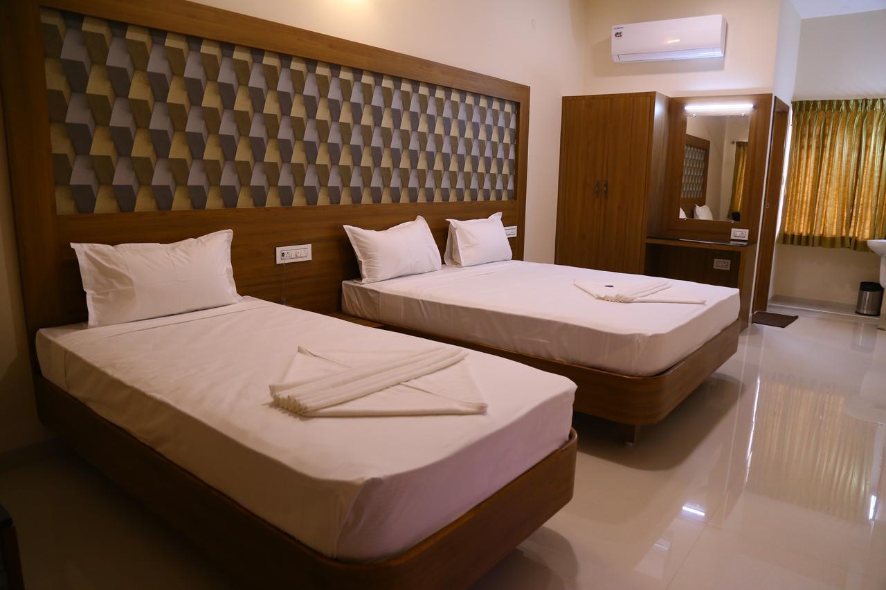 Hotel Gokulgrande Erode Εξωτερικό φωτογραφία