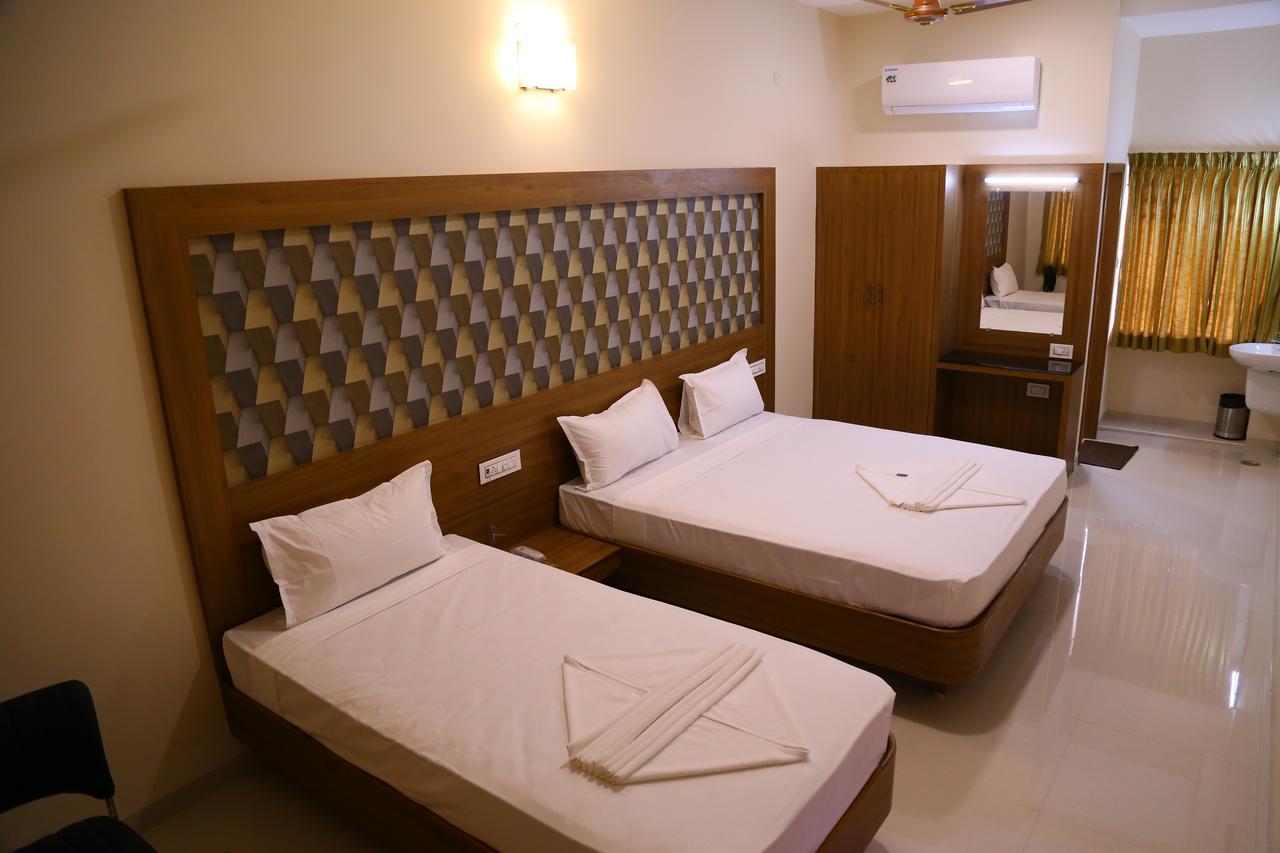 Hotel Gokulgrande Erode Εξωτερικό φωτογραφία